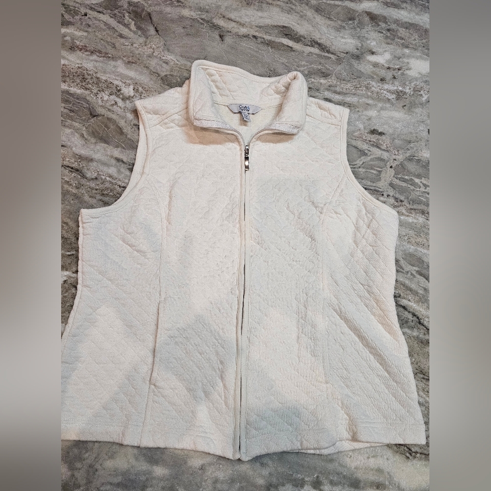 Croft & Barrow PM Petite Quilted Vest Cream Zip Front Sleeveless Jacket
